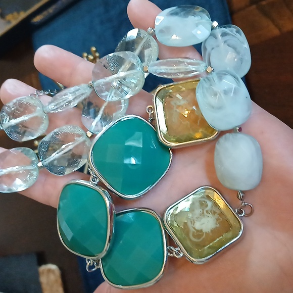 Chunky Multicolor Faceted Stament Necklace - Picture 8 of 17